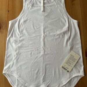 Lululemon white sculpt tank size 8